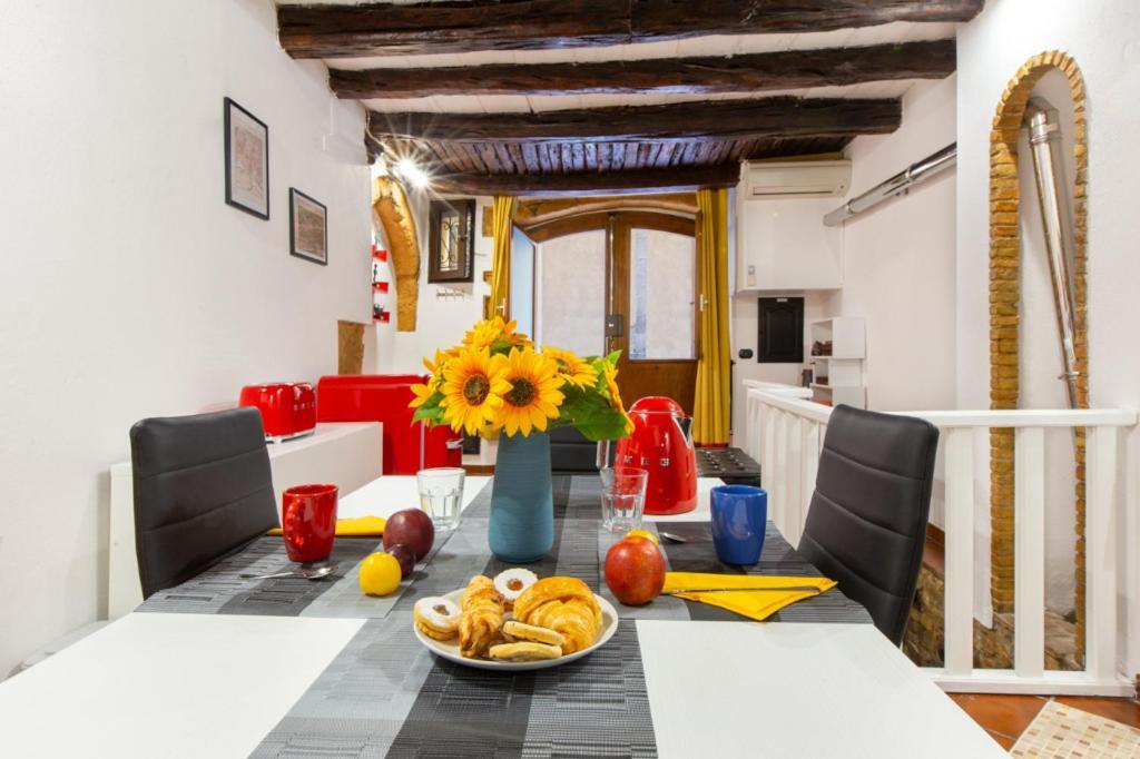 Holiday Home Il Portagioie Кальяри Экстерьер фото